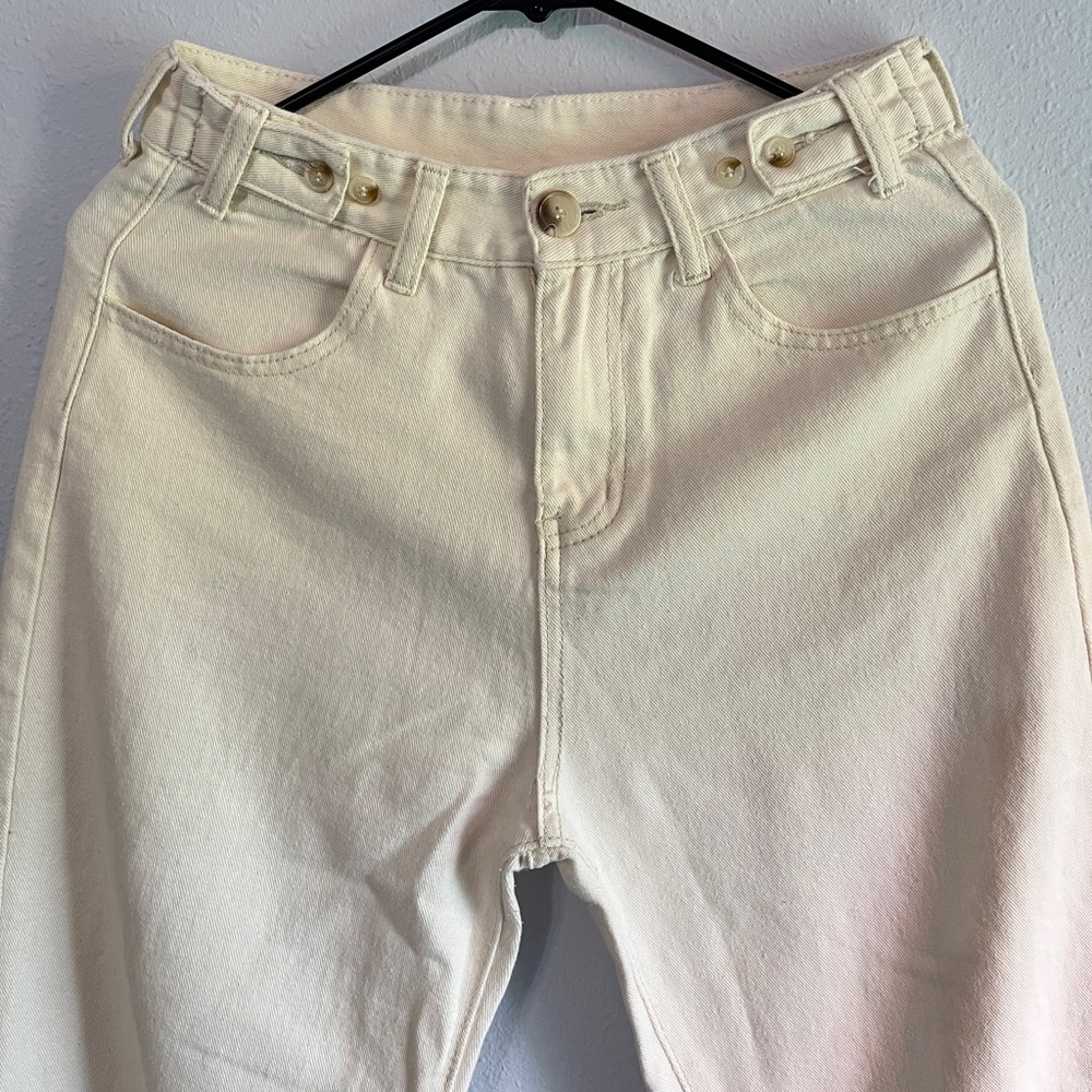 White/Cream Jeans